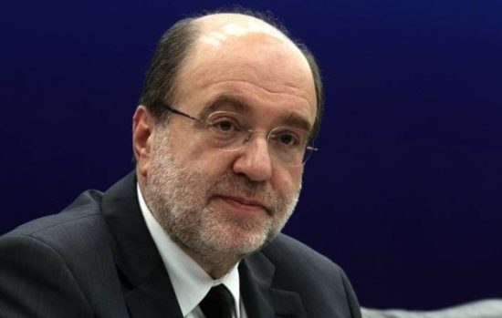 Αλεξιάδης: Δεν είναι δυνατόν να μειώσουμε τους δημόσιους υπαλλήλους