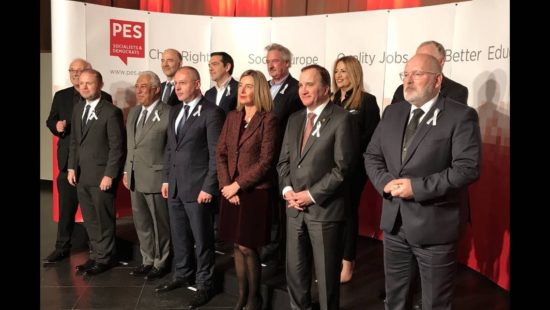 Στην προπαρασκευαστική σύνοδο του Ευρωπαϊκού Σοσιαλιστικού Κόμματος ο Τσίπρας, δίπλα στη Γεννηματά!