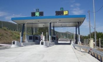 Αρχίζει η ηλεκτρονική καταγραφή μόνιμων κατοίκων για «ελευθέρας» στα διόδια