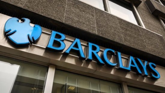 Barclays: Ανω των προβλέψεων τα προ φόρων κέρδη το α΄ τρίμηνο