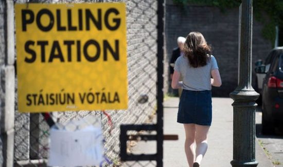 Δημοψήφισμα: Υπέρ των αμβλώσεων το 68% των Ιρλανδών δείχνουν τα Exit Polls