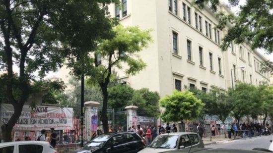 Ένταση στο Πολυτεχνείο: Επίθεση 15 ατόμων στον χώρο των φοιτητικών εκλογών