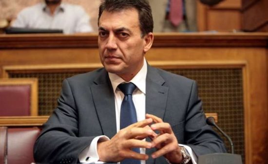 Βρούτσης: Το κοκτέιλ υψηλών εισφορών και φόρων αυξάνουν τα χρέη στα Ταμεία