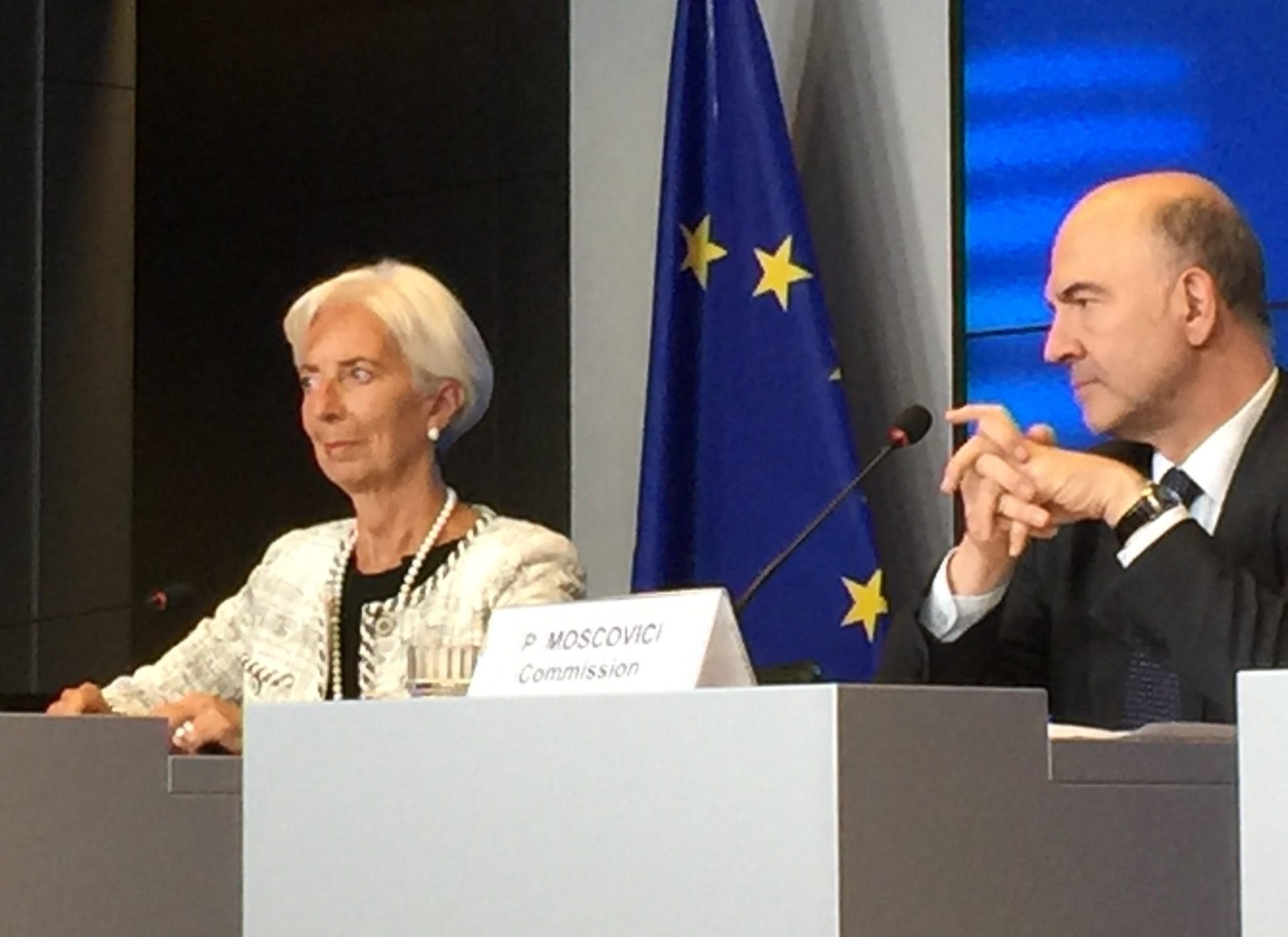 Μετά το ΔΝΤ και οι Ευρωπαίοι «βλέπουν» τώρα ανάπτυξη 1% μετά το 2022