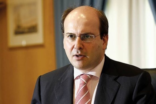 Χατζηδάκης:«Με βάση την ως τώρα πληροφόρηση, λέμε όχι στη συμφωνία για τα Σκόπια»