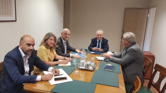 Δανιηλίδης και Δραγασάκης συζήτησαν για το επενδυτικό πρόγραμμα της Αθηναϊκής Ζυθοποιίας