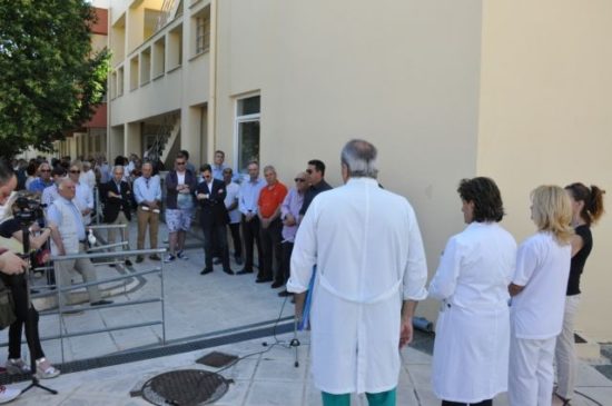 Άνοιξε ο δρόμος για την απόλυση χιλιάδων συμβασιούχων από τα νοσοκομεία