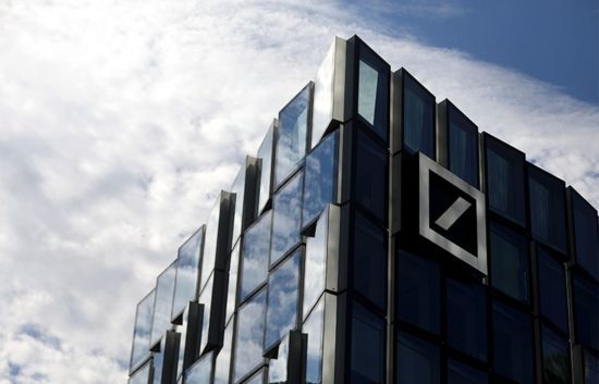 Deutsche Bank: Περιμένει υψηλότερα κέρδη €400 εκατ. για το β’ τρίμηνο