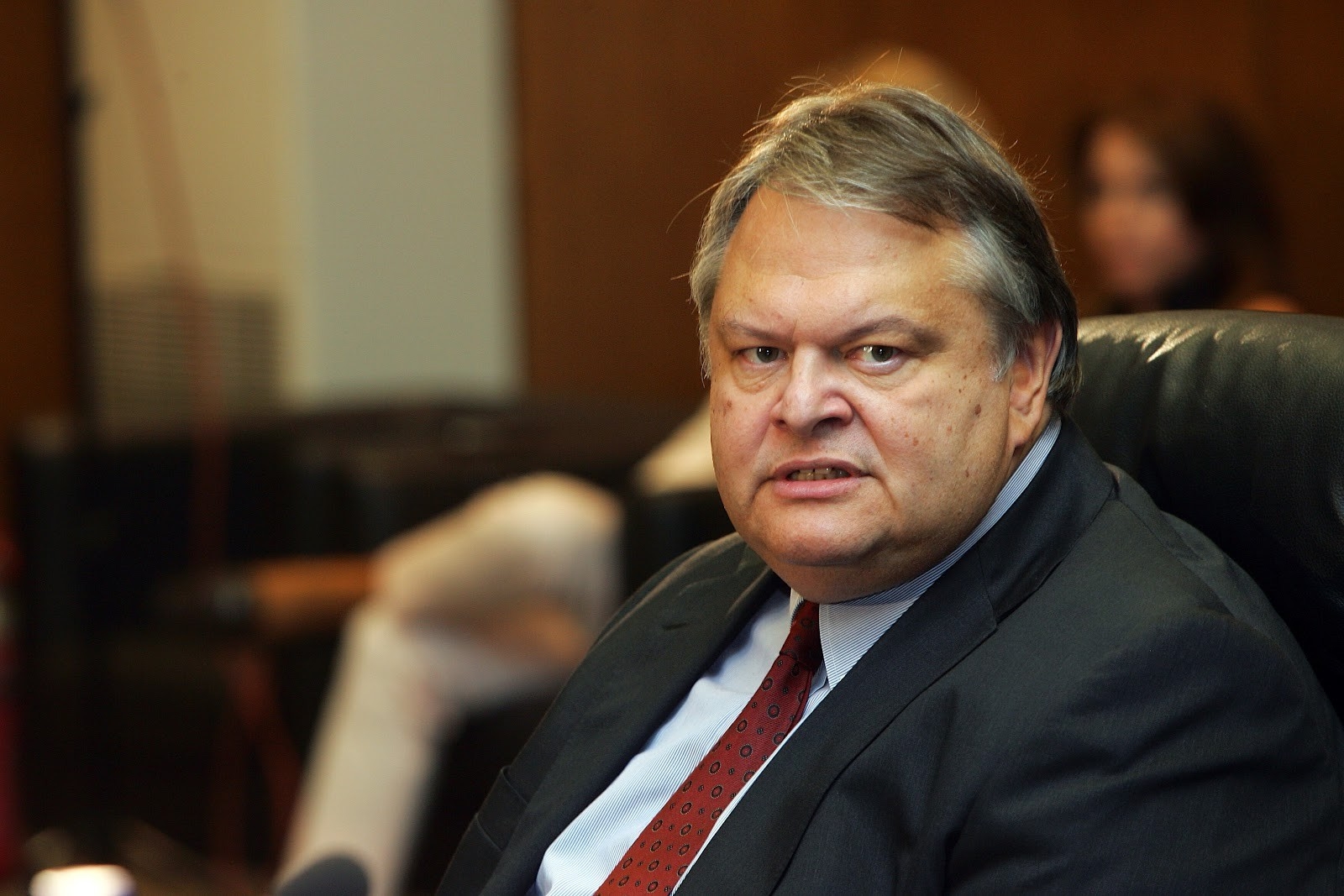 Βενιζέλος: Η κυβέρνηση Τσίπρα – Καμμένου «έχει γίνει το delivery boy»