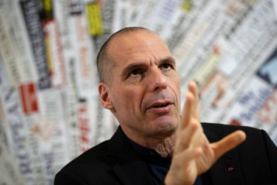 Άρθρο Βαρουφάκη: Η λιτότητα, όχι μόνο η κλιματική αλλαγή, υπεύθυνη για τις φονικές πυρκαγιές