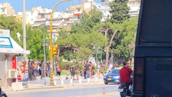 Συγκέντρωση αντιεξουσιαστών στην περιοχή της Θεσσαλονίκης που θα γίνει η διαμαρτυρία για τη Μακεδονία