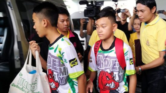 Ταϊλάνδη: Συγκλονίζουν οι μαρτυρίες των 12 αγοριών και του προπονητή