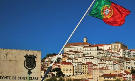 Νέα έρευνα διαΝΕΟσις: Πώς η εξωστρέφεια έσωσε την Πορτογαλία