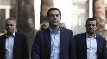 Με παροχές και φοροελαφρύνσεις «σκεπάζουν» την καταστροφή στο Μάτι