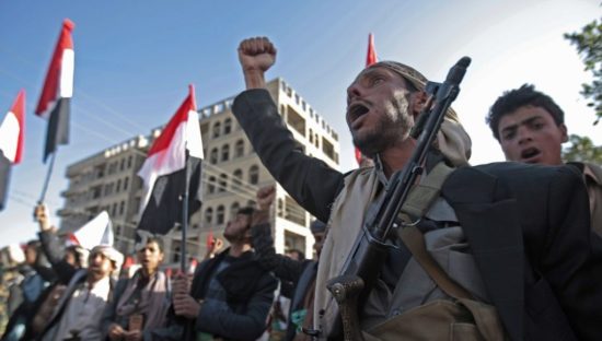 Βαλλιστικό πύραυλο εκτόξευσαν οι αντάρτες Χούτι στην Υεμένη