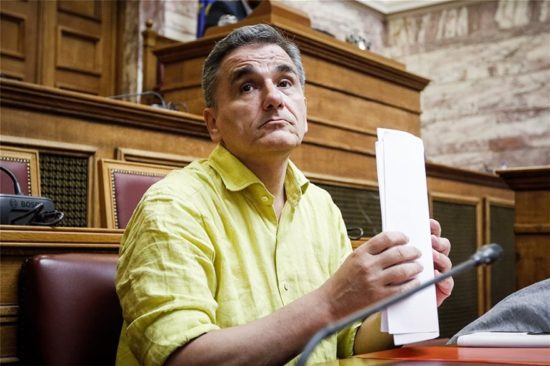 Μη περικοπή των συντάξεων ζήτησε από Σολτς – Μοσκοβισί ο Τσακαλώτος