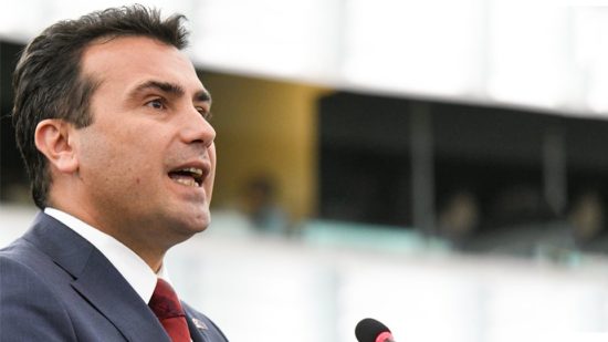 Αναδίπλωση Ζάεφ μετά τον σάλο για το «μία Μακεδονία»