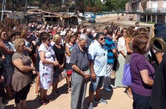 Πλήθος κόσμου στην επιμνημόσυνη δέηση στην Αργυρά Ακτή