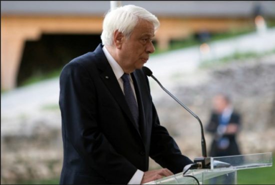 Παυλόπουλος: Νομικώς ενεργές και δικαστικώς επιδιώξιμες οι γερμανικές αποζημιώσεις