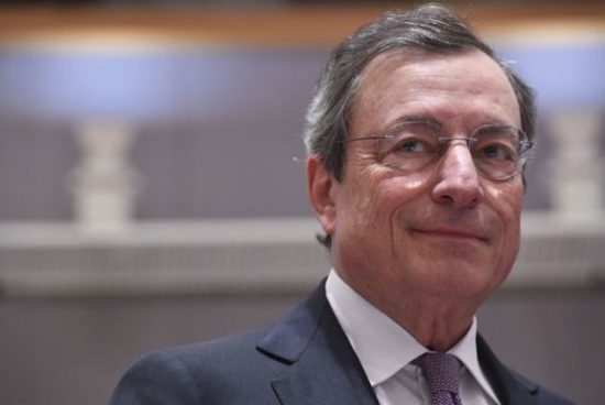 Ντράγκι: Η συμφωνία στο Eurogroup του Ιουνίου θα βελτιώσει τη βιωσιμότητα του χρέους