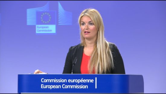 Κομισιόν: Η ελευθεροτυπία πρέπει να είναι ιερή στην Ευρώπη