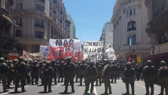 Διαδηλώσεις στην Αργεντινή κατά των μέτρων λιτότητας Μάκρι – ΔΝΤ