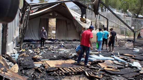 Τεράστια προβλήματα επιβίωσης καταγγέλλουν οι εργαζόμενοι στη Μόρια