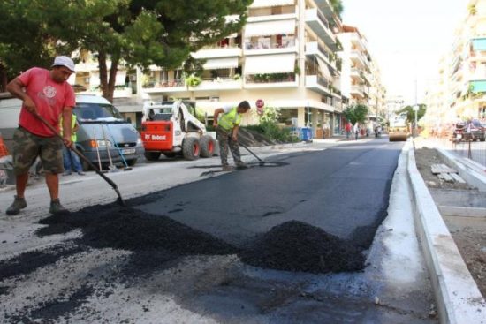 Σε εξέλιξη ασφαλτοστρώσεις σε 120 κεντρικούς δρόμους του δήμου Αθηναίων
