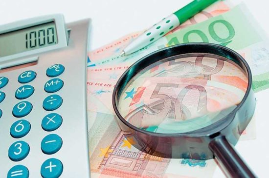 Αναδρομικά για 53 μήνες σε πανεπιστημιακούς, ενστόλους, γιατρούς