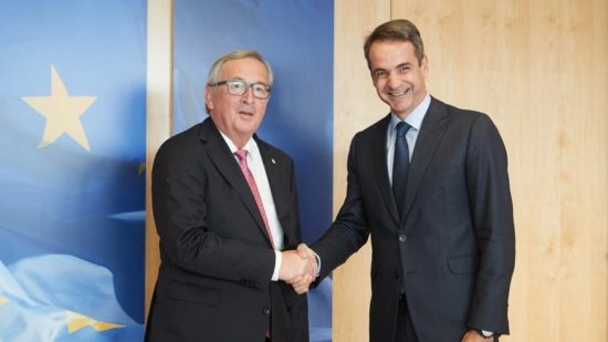 Συνάντηση Μητσοτάκη – Γιούνκερ σήμερα στις Βρυξέλλες για θέματα οικονομίας