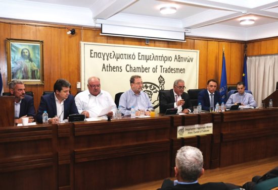 Πιτσιόρλας προς επαγγελματίες: «Μέχρι τα 900 εκατ. οι ελαφρύνσεις για να μην εκτροχιαστούμε»