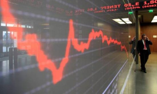 Τι κρύβει το ξεπούλημα των τραπεζικών μετοχών