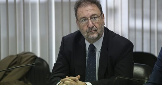 Τα νομοσχέδια για τη βιομηχανία που έρχονται