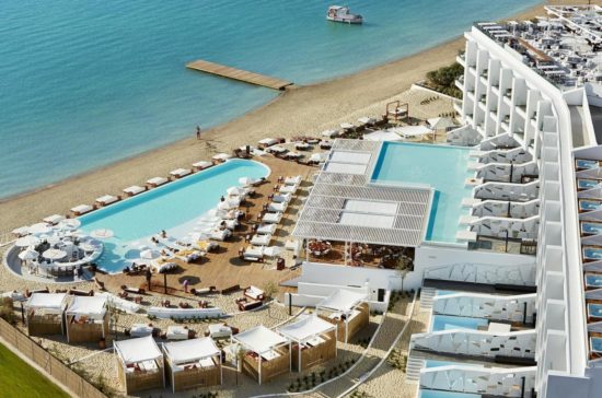 Deal στο Πόρτο Χέλι: Αλλάζει χέρια το 5άστερο Nikki Beach Resort