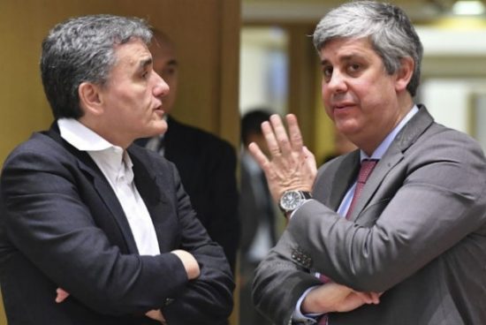 Στο «ζύγι» του πλεονάσματος το μέλλον των συντάξεων