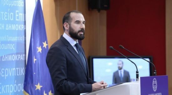 Αιχμές Τζανακόπουλου κατά Στουρνάρα για ΧΑ και τράπεζες