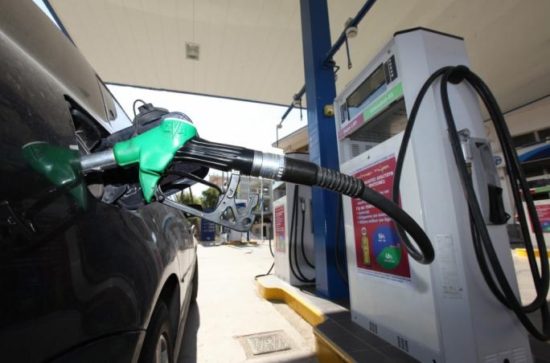 Τι αλλάζει σε πρατήρια και αυτοκίνητα από τον Ιανουάριο