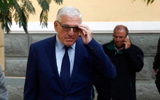 Ολοκληρώθηκε μετά από 16 ώρες η απολογία Παπαντωνίου – Το βράδυ οι αποφάσεις