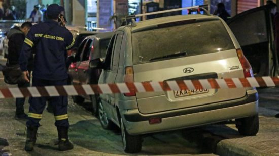 Βίντεο για τις κινήσεις των κουκουλοφόρων πριν την επίθεση στο ΑΤ Ομονοίας