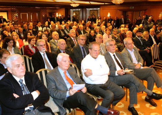 «Πώς η αναθεώρηση του Συντάγματος επηρεάζει την Παραγωγική Ανασυγκρότηση» συζήτησε  το Ρ.ΕΥ.Μ.Α.