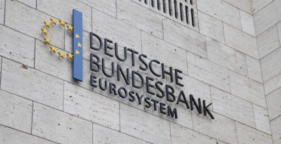 Bundesbank: Ελλοχεύουν κίνδυνοι για ανάπτυξη και τράπεζες