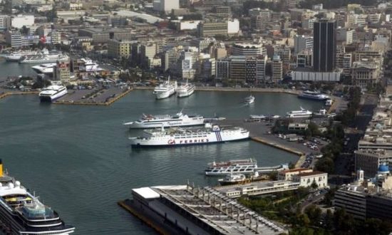 Απεργία λιμενεργατών την Τετάρτη