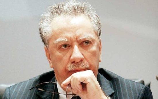 Τι απαντά ο Μιχάλης Σάλλας σε δημοσιεύματα για δέσμευση μεριδίων