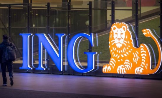 ING: Πτώση κατά 43,6% στα καθαρά κέρδη λόγω προστίμου