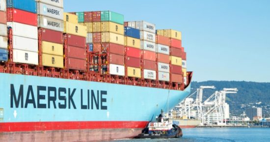 Maersk: Ο εμπορικός πόλεμος «χτυπά» τη μεταφορά εμπορευματοκιβωτίων