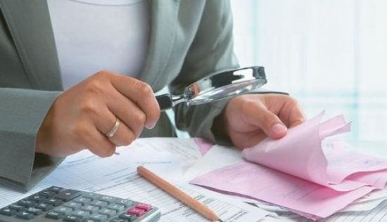 Μαύρο χρήμα για την Εφορία και οι μεταφορές από τράπεζα σε τράπεζα!