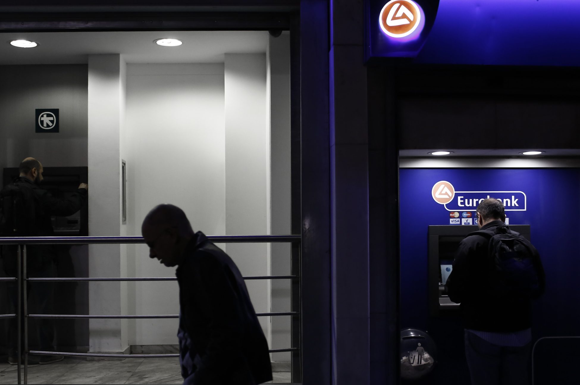 H Eurobank σώζει τον εαυτό της με το νέο deal με τη Grivalia