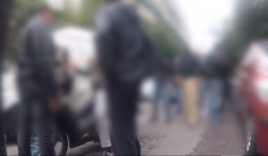 Μέλη του Ρουβίκωνα έκαναν έλεγχο σε… αστυνομικούς με πολιτικά