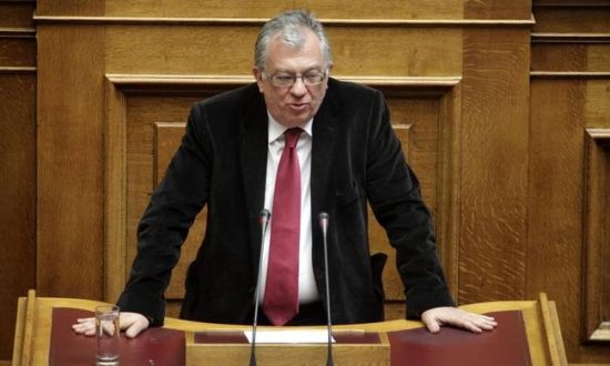 Καρκατσούλης: Επιλογή της κυβέρνησης η αύξηση μισθών σε μετακλητούς – συμβασιούχους