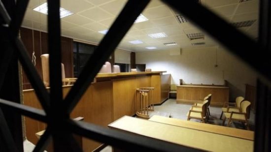 Διεκόπη η δίκη για το C4I λόγω… κρύου